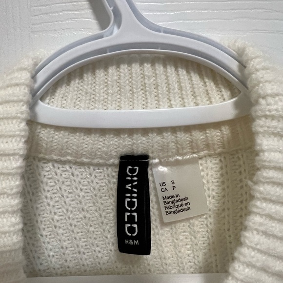 Knit sweater from H and M - Picture 2 of 3